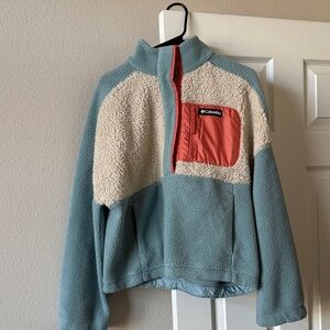 Columbia Women’s Pull Over